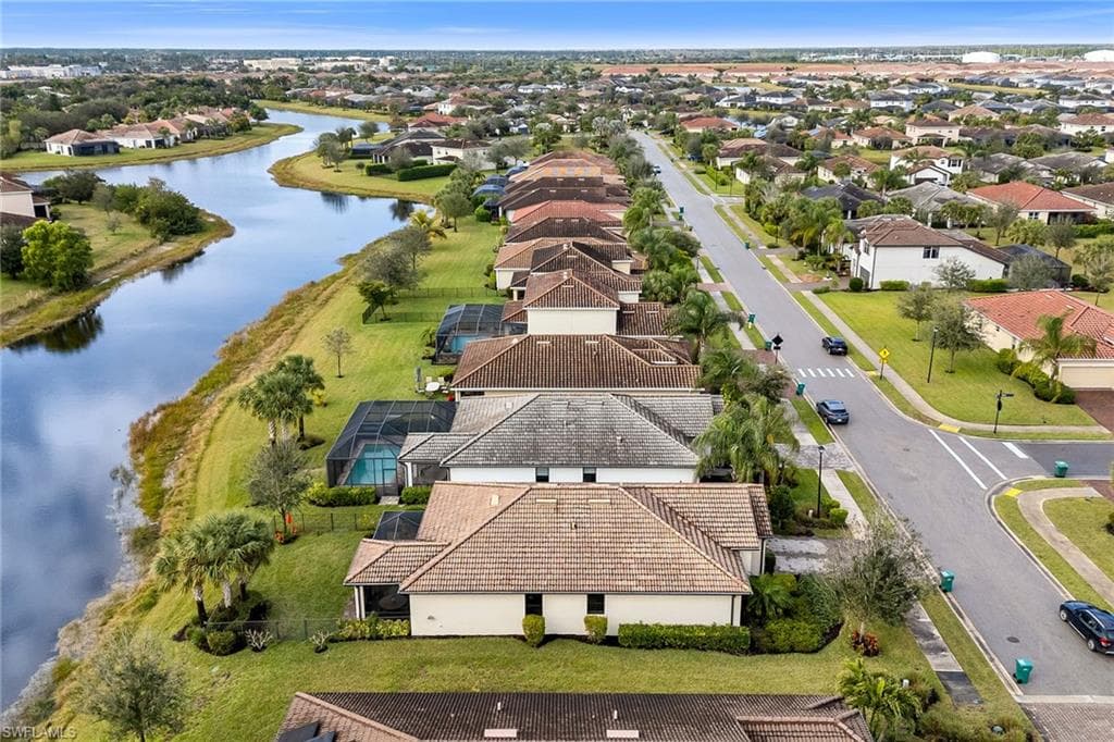 2132 Parson St, Naples, FL 34120-35