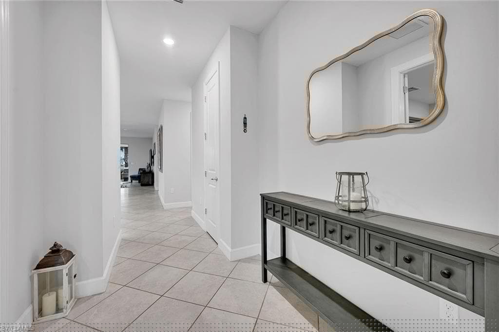 2132 Parson St, Naples, FL 34120-7