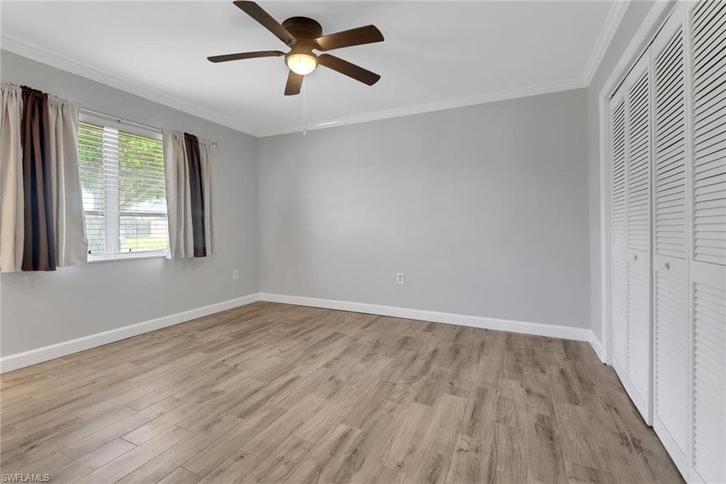 525 Palm View Dr 19, Naples, FL 34110-21