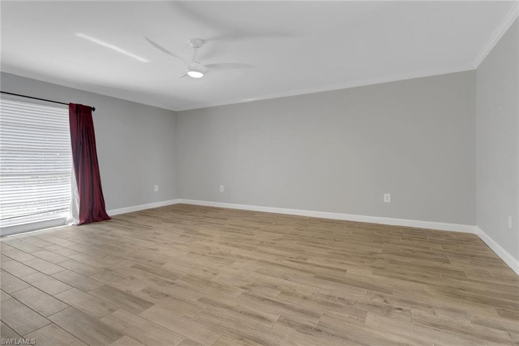 525 Palm View Dr 19, Naples, FL 34110-4