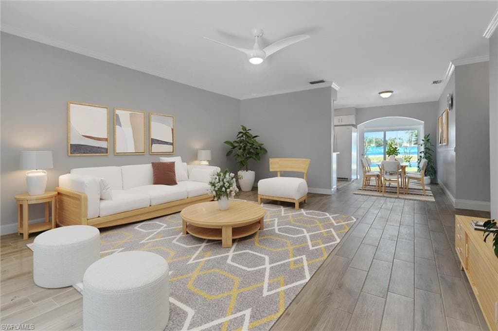 525 Palm View Dr 19, Naples, FL 34110-7