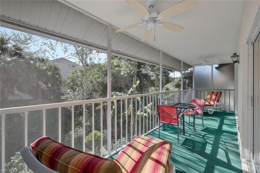 2305 Hidden Lake Dr 3704, Naples, FL 34112-17