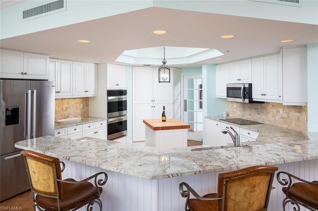 425 Dockside Dr 605, Naples, FL 34110-10