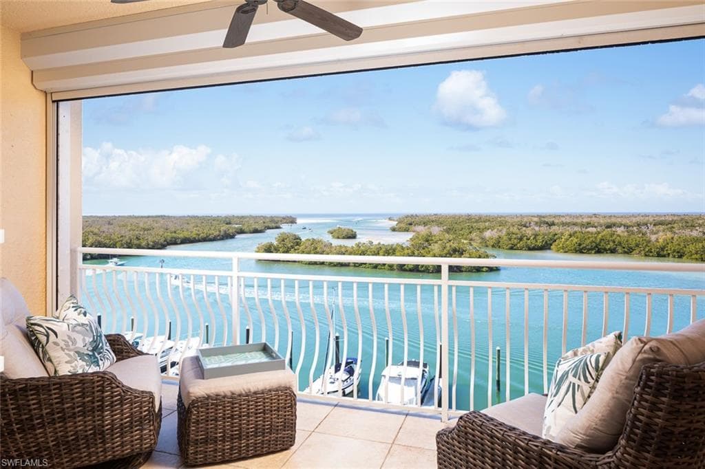 425 Dockside Dr 605, Naples, FL 34110-16