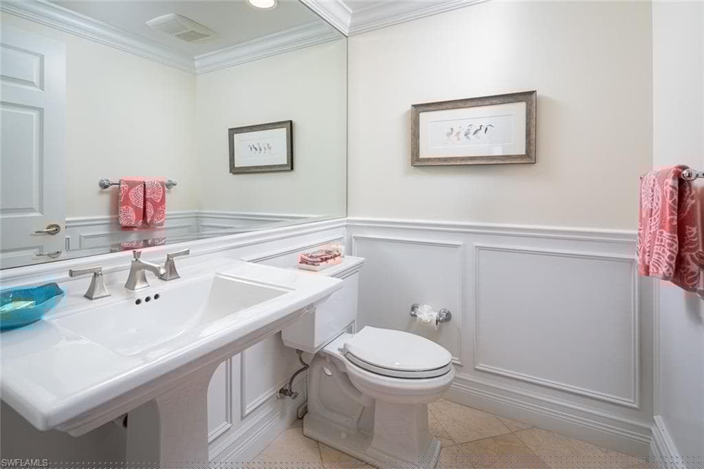 425 Dockside Dr 605, Naples, FL 34110-18