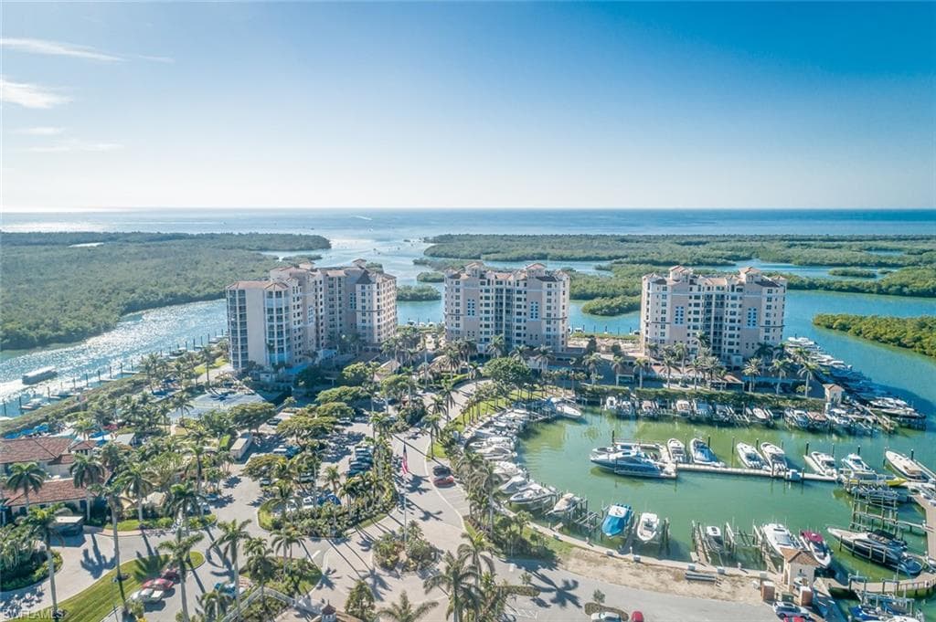 425 Dockside Dr 605, Naples, FL 34110-28