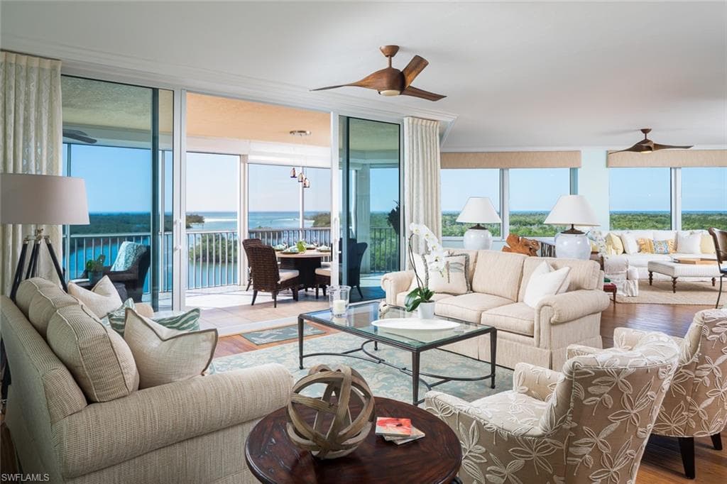 425 Dockside Dr 605, Naples, FL 34110-2