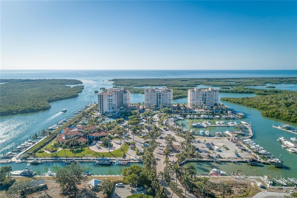 425 Dockside Dr 605, Naples, FL 34110-30