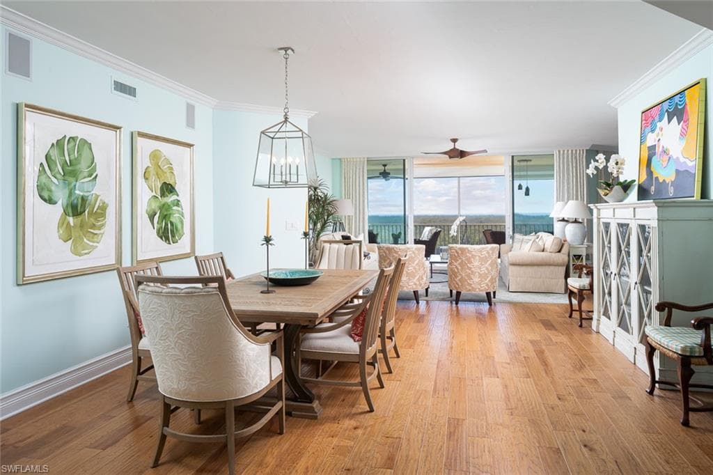425 Dockside Dr 605, Naples, FL 34110-5