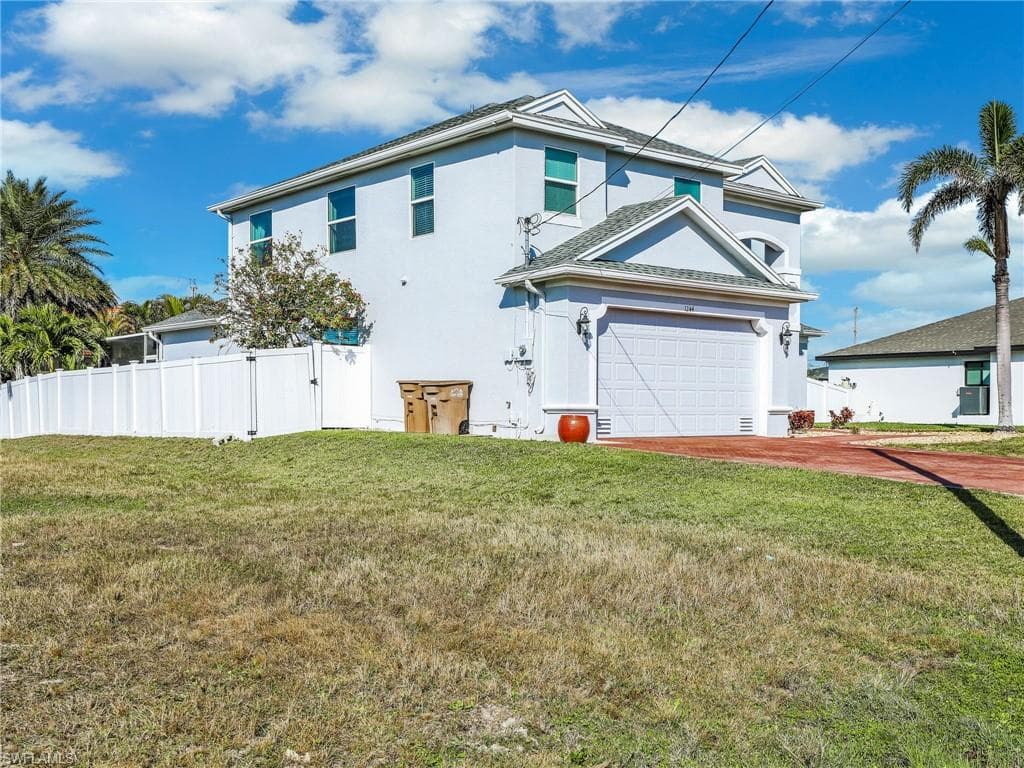 1244 36th Pl, Cape Coral, FL 33993-37
