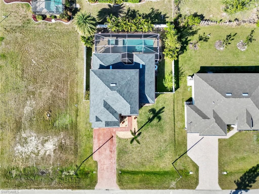 1244 36th Pl, Cape Coral, FL 33993-40