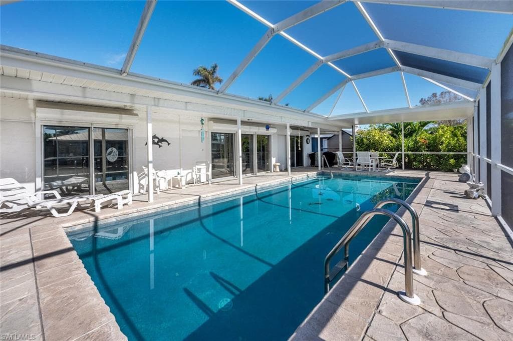 128 San Salvador St, Naples, FL 34113-21