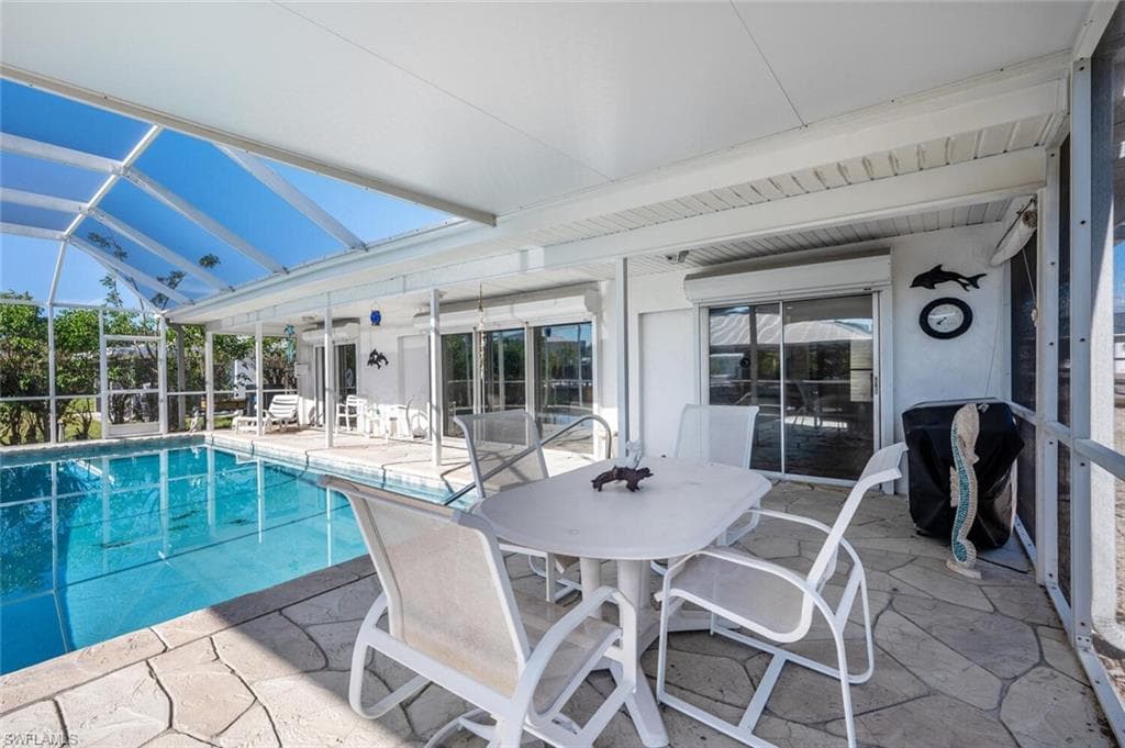 128 San Salvador St, Naples, FL 34113-25