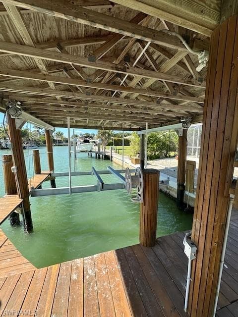 128 San Salvador St, Naples, FL 34113-33
