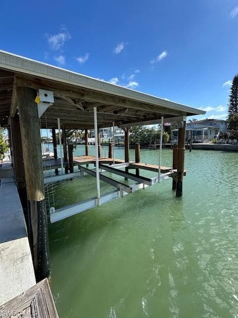 128 San Salvador St, Naples, FL 34113-5