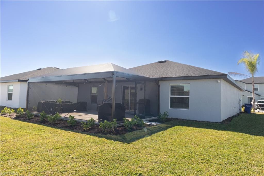 17762 Paradiso Way, North Fort Myers, FL 33917-40