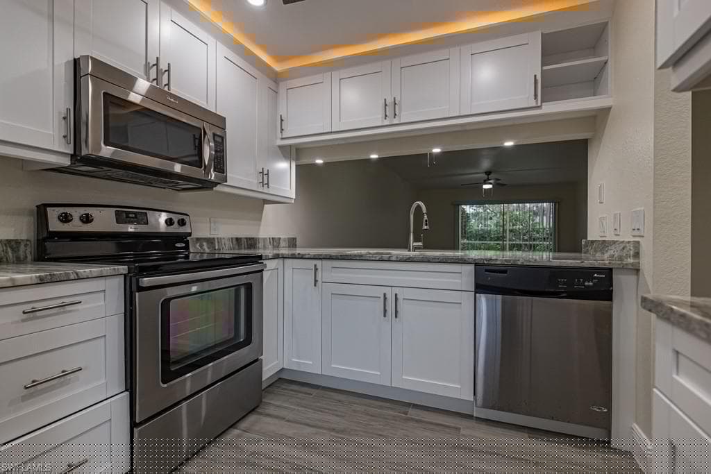 2562 Kings Lake Blvd 102, Naples, FL 34112-12
