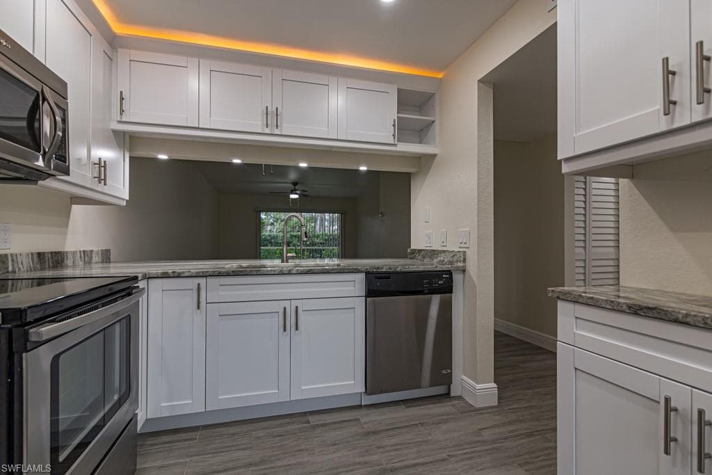 2562 Kings Lake Blvd 102, Naples, FL 34112-13