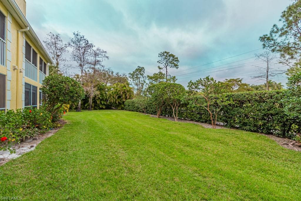 2562 Kings Lake Blvd 102, Naples, FL 34112-20