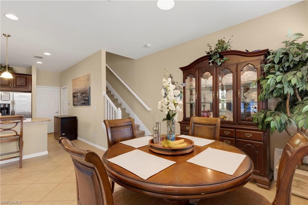 15116 Summit Place Cir 213, Naples, FL 34119-11