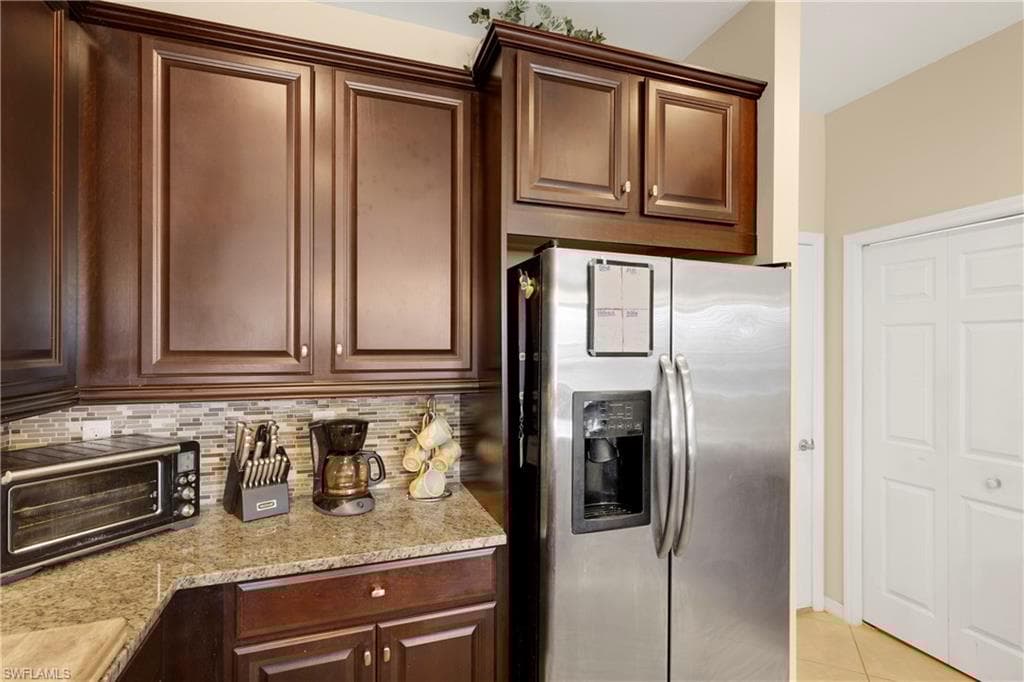 15116 Summit Place Cir 213, Naples, FL 34119-16