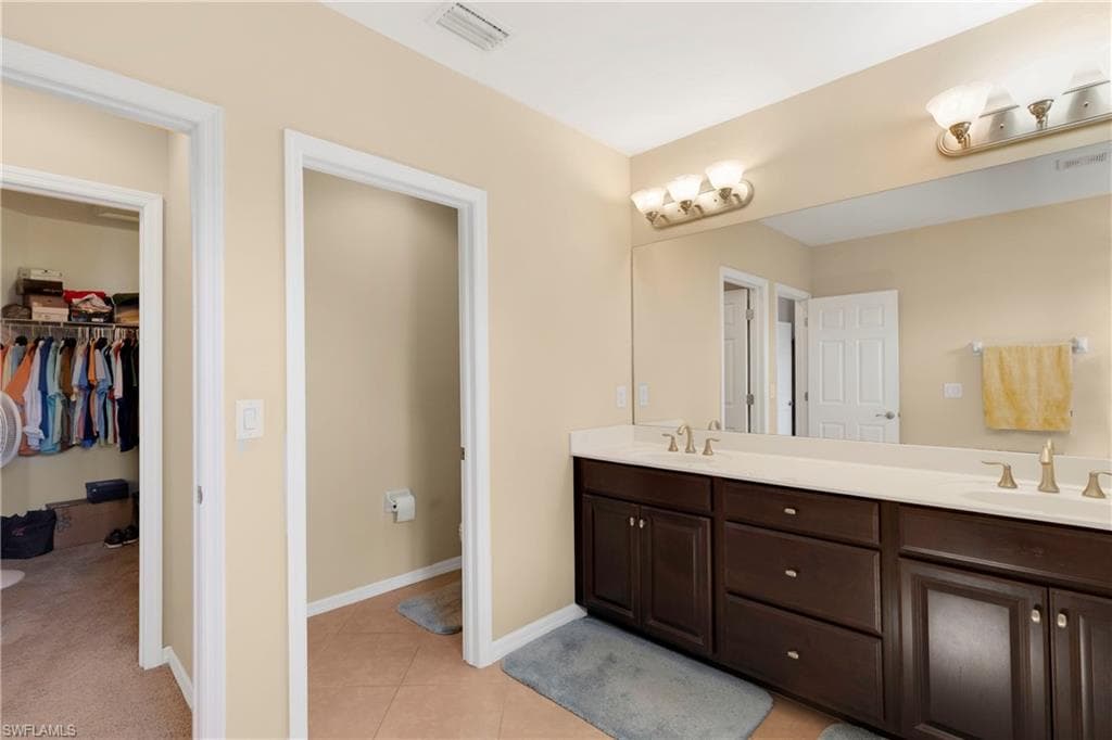 15116 Summit Place Cir 213, Naples, FL 34119-23
