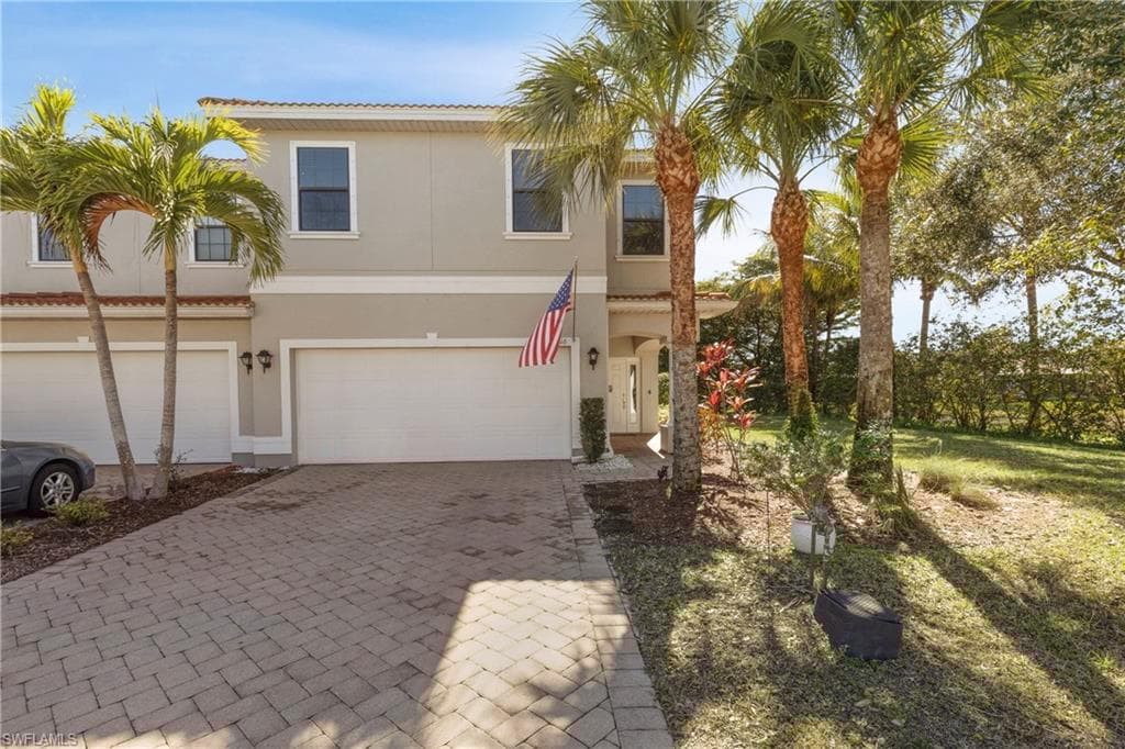 15116 Summit Place Cir 213, Naples, FL 34119-2