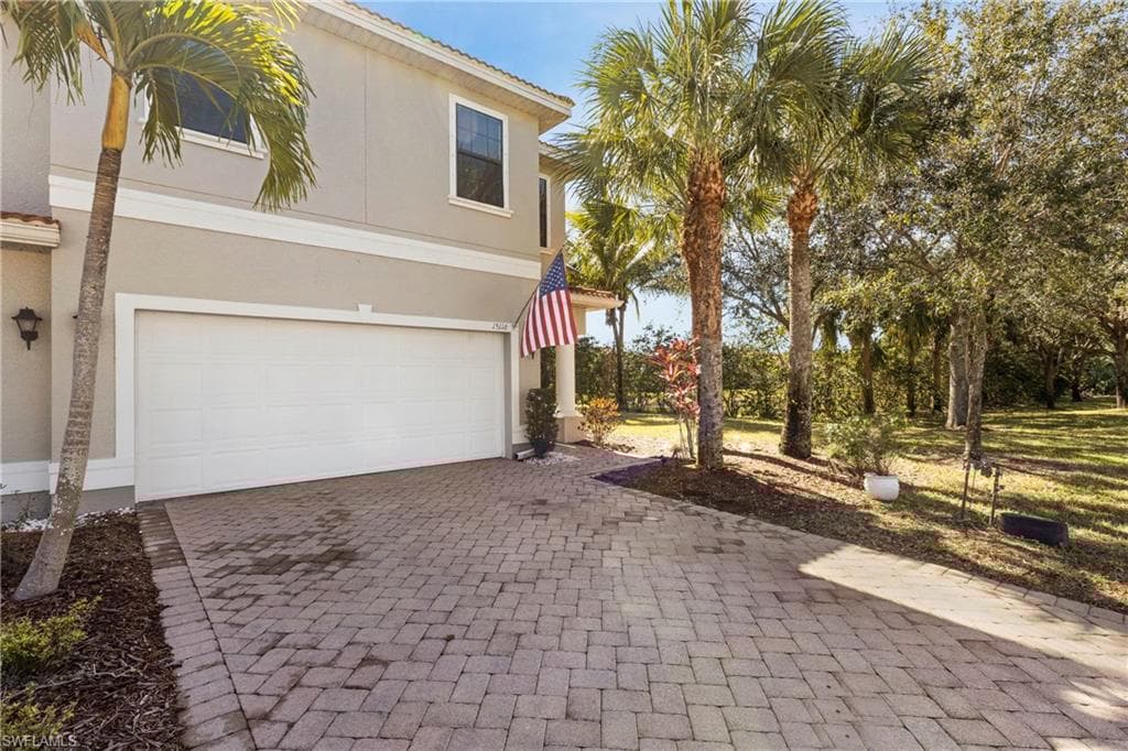 15116 Summit Place Cir 213, Naples, FL 34119-3