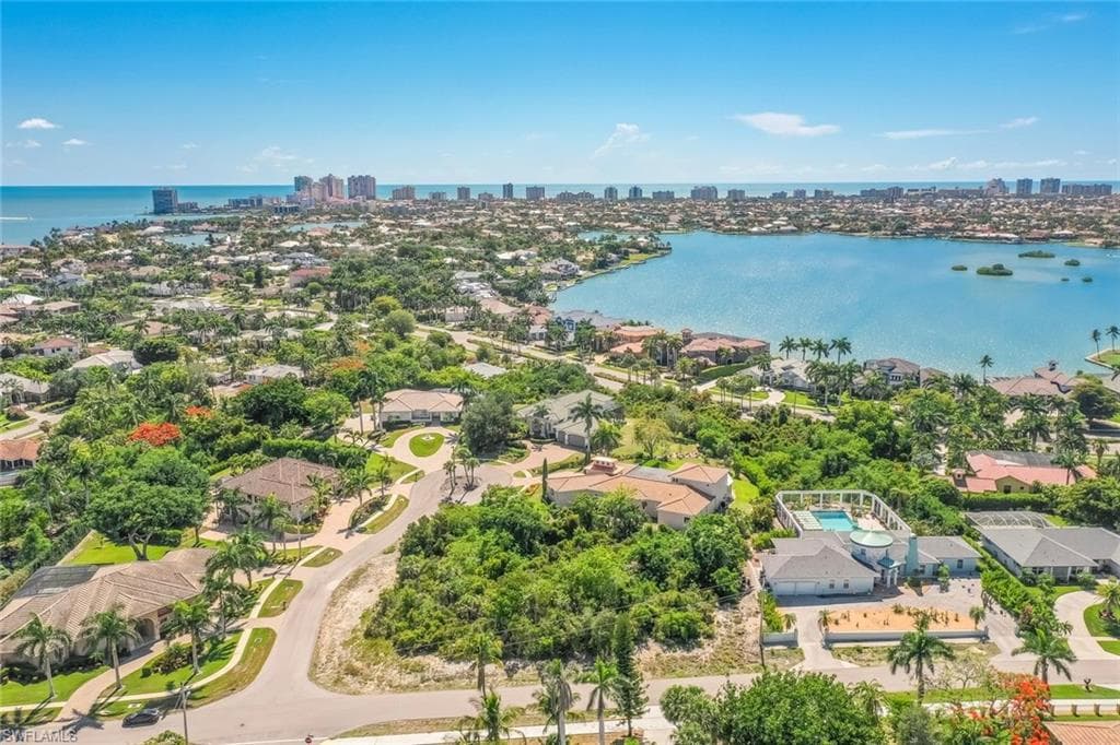 790 Inlet Dr, Marco Island, FL 34145-7