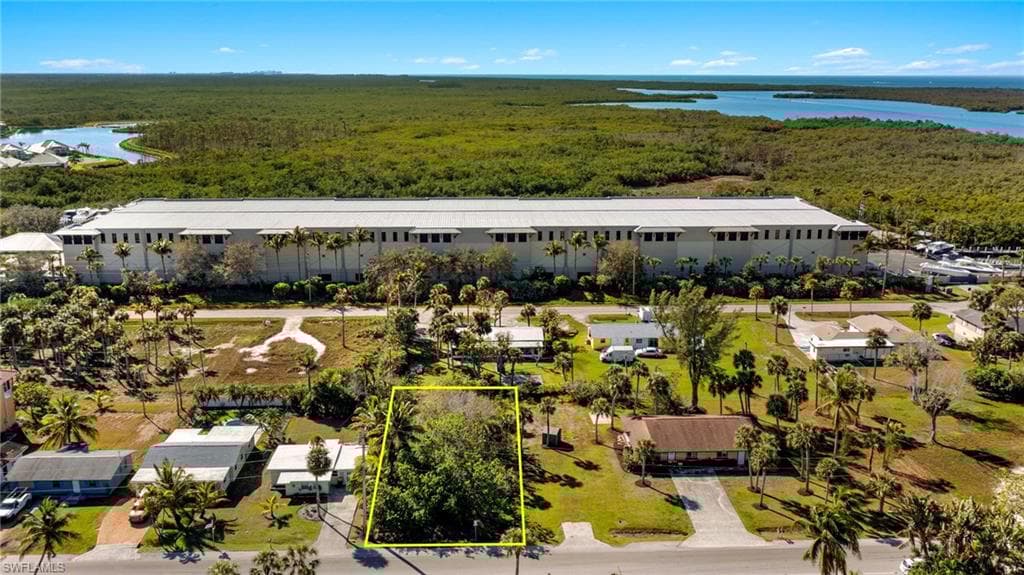 Danford St, Naples, FL 34112-5