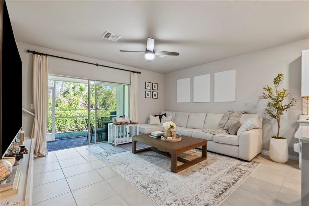 15527 Wildflower Cir, Naples, FL 34119-9