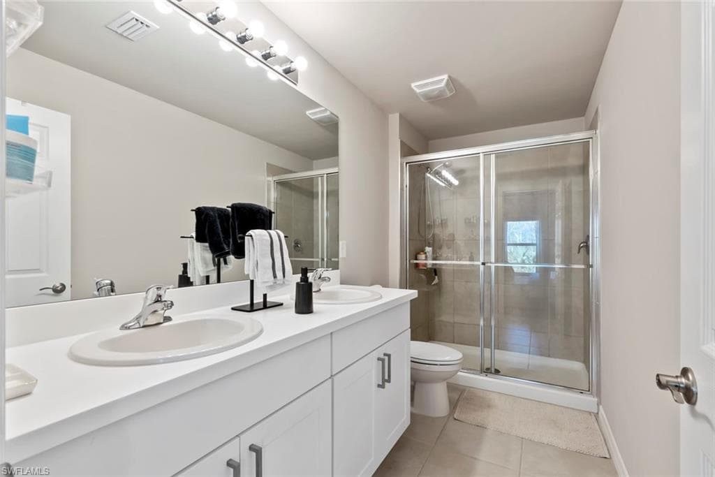 15527 Wildflower Cir, Naples, FL 34119-21
