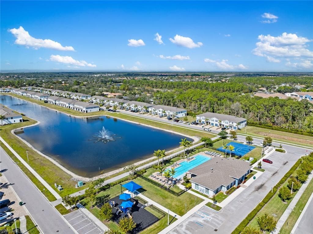 15527 Wildflower Cir, Naples, FL 34119-30