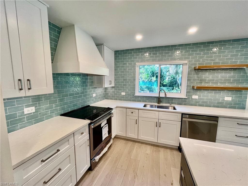 4170 Crayton Rd C4, Naples, FL 34103-2