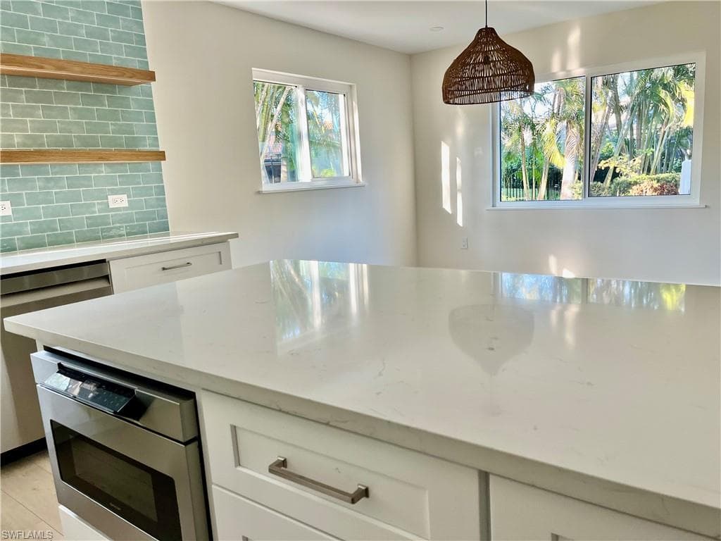 4170 Crayton Rd C4, Naples, FL 34103-6