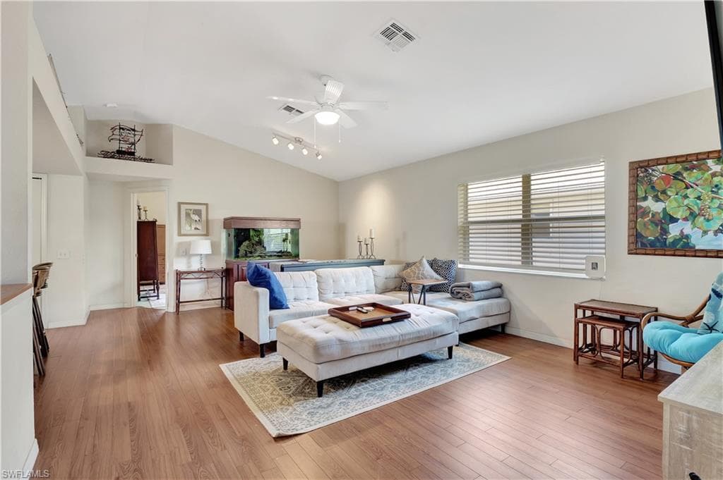 768 Park Ave, Naples, FL 34110-3