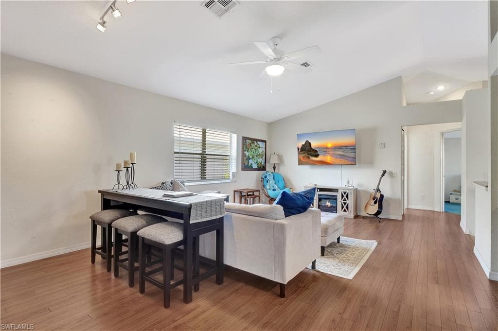 768 Park Ave, Naples, FL 34110-4