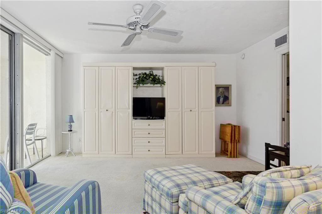 848 Collier Ct 304, Marco Island, FL 34145-10