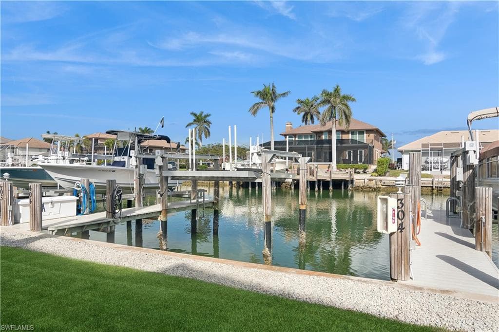 848 Collier Ct 304, Marco Island, FL 34145-3