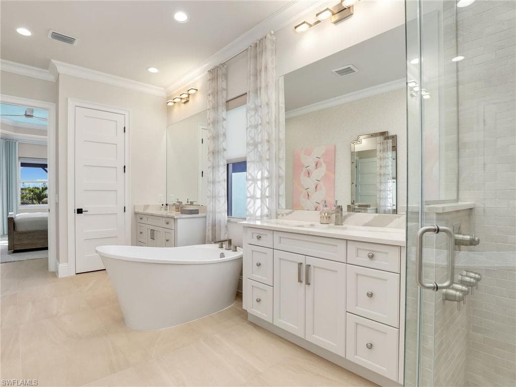 8934 Gustavia Ct, Naples, FL 34112-29