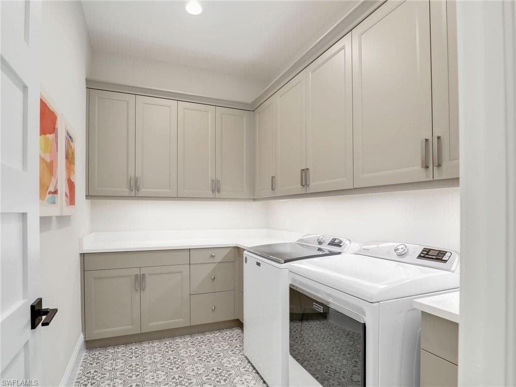 8934 Gustavia Ct, Naples, FL 34112-41