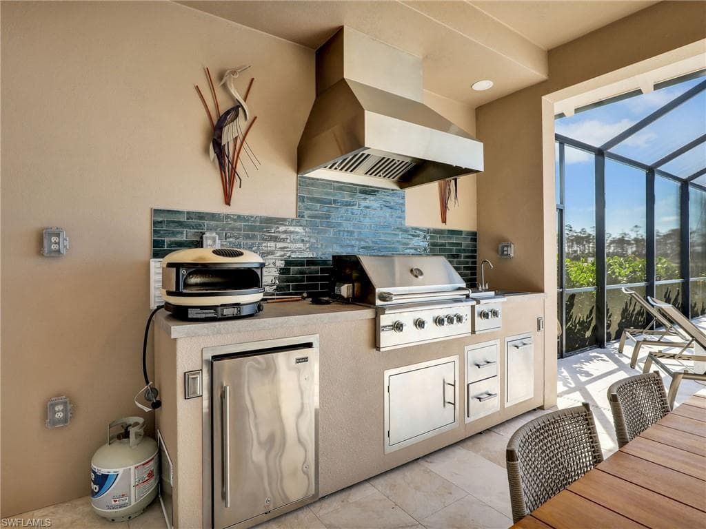 8934 Gustavia Ct, Naples, FL 34112-43
