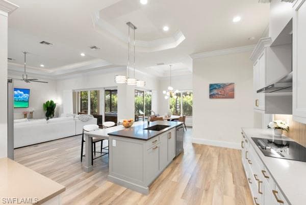 14362 Charthouse Cir, Naples, FL 34114-15
