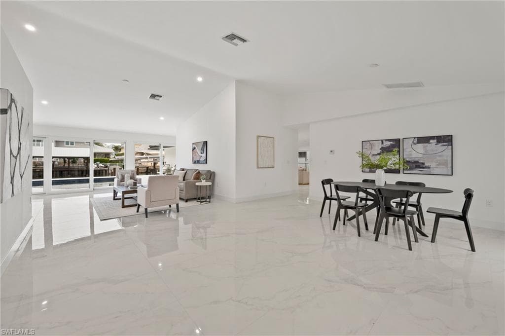 291 Heron Ave, Naples, FL 34108-16