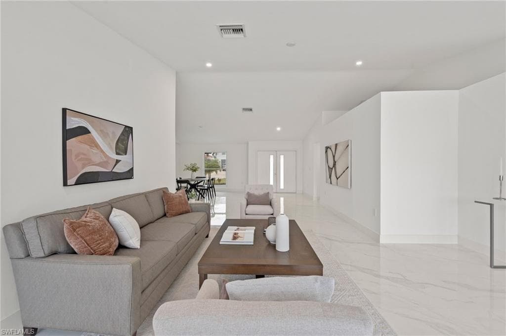291 Heron Ave, Naples, FL 34108-19