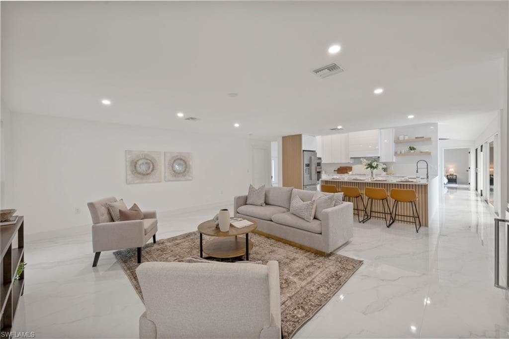 291 Heron Ave, Naples, FL 34108-21