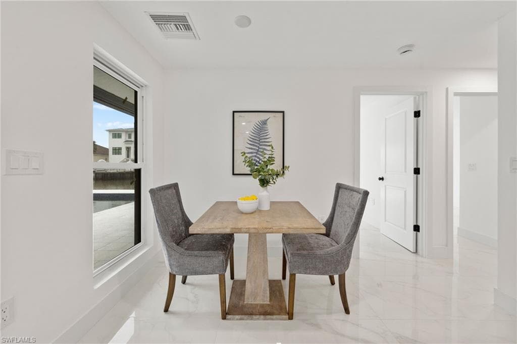 291 Heron Ave, Naples, FL 34108-22