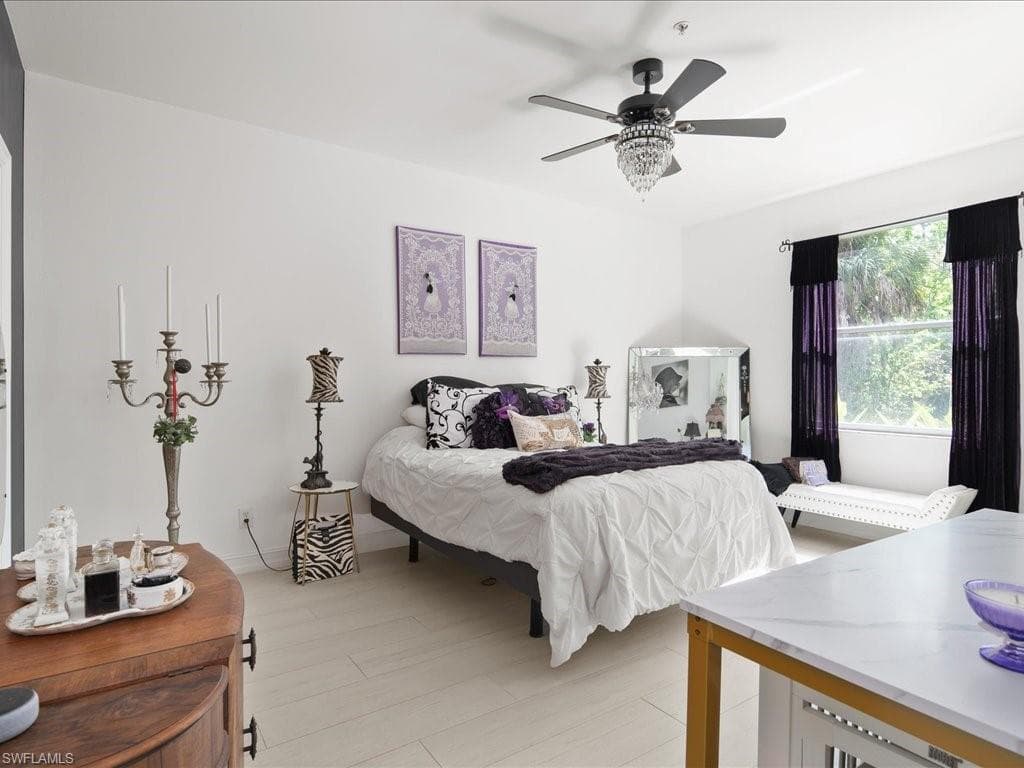 1045 Tarpon Cove Dr 102, Naples, FL 34110-14