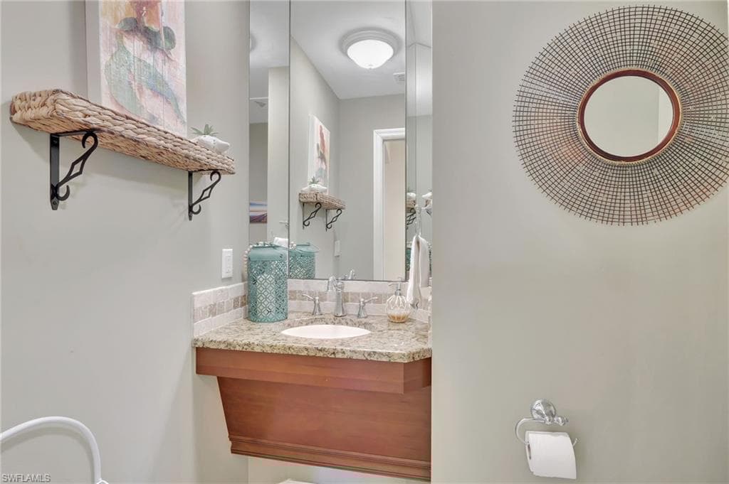 201 Vintage Bay Dr B12, Marco Island, FL 34145-11