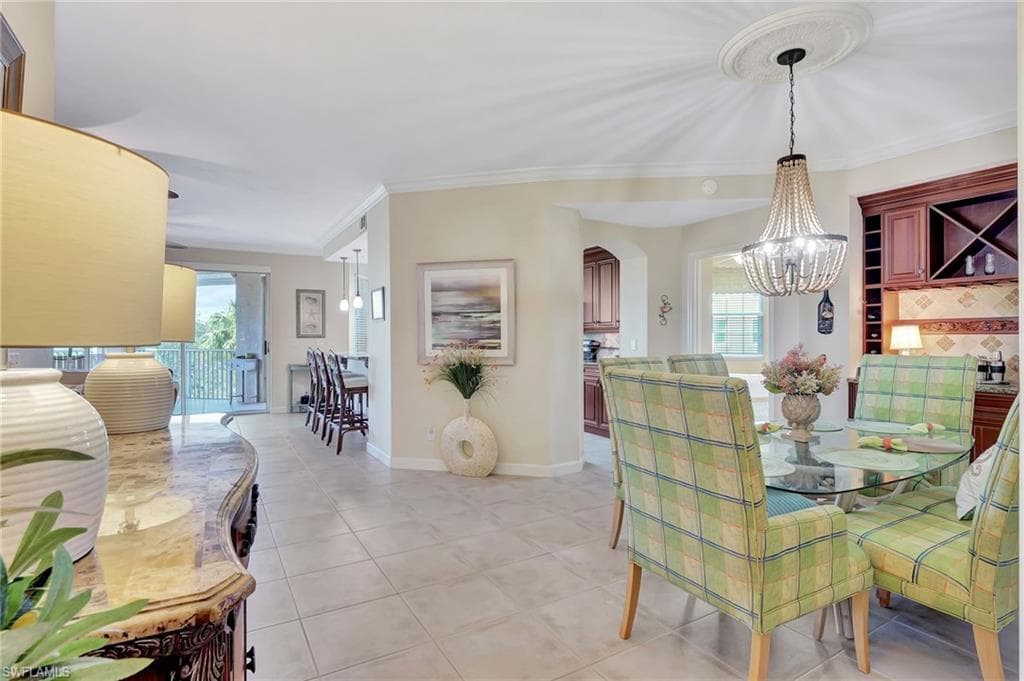 201 Vintage Bay Dr B12, Marco Island, FL 34145-12